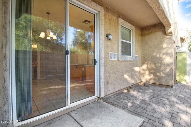 Photo - 1 N 88th Dr