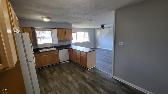 Photo - 2809 N Hawthorne Ln