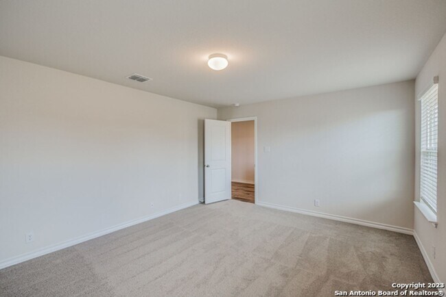 Photo - 4 Bedroom/2 Bath Riverstone Subdivision
