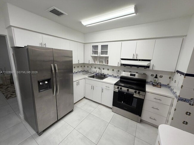 Photo - 3600 SW 26th St