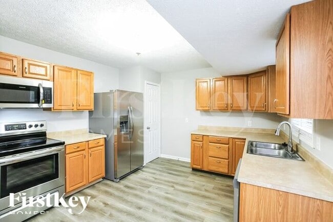 Photo - 334 N Odell St