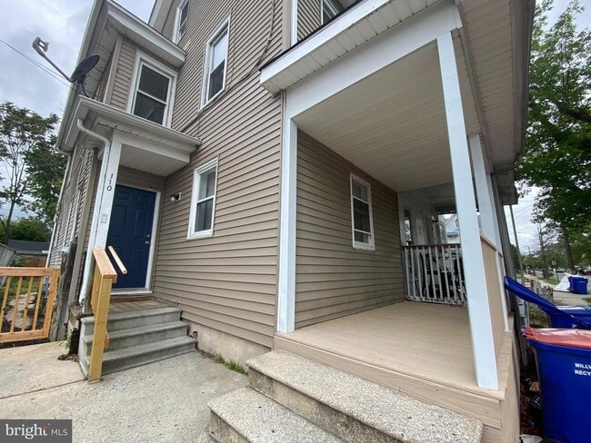 Photo - 110 N 4th St.