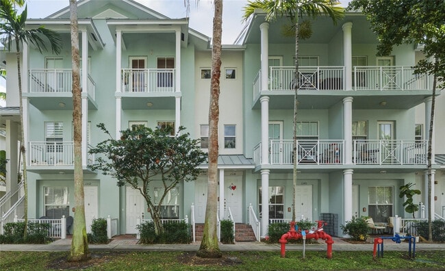 Building Photo - 1336 SW 3rd Ct Unit 1336