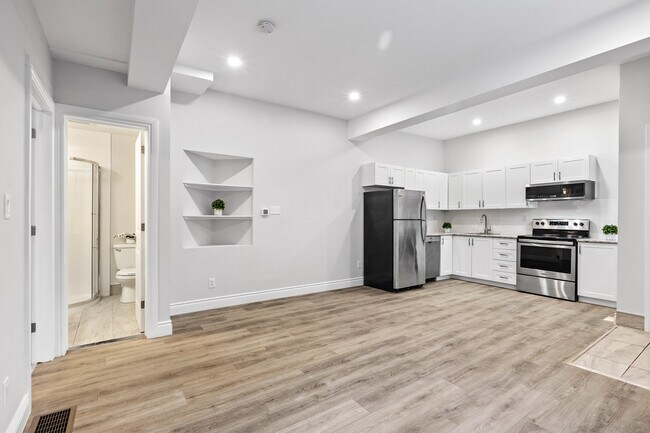 Photo - 224 Lebreton St N Unit 1