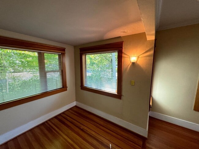 Photo - 4 Bedroom House Near Downtown Eugene
