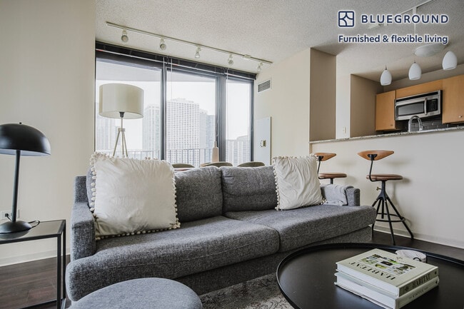 Photo - 225 N Columbus Dr Unit FL19-ID1199