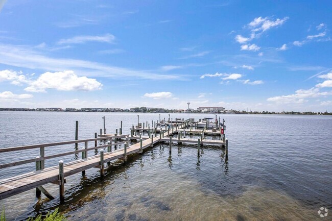 Building Photo - Waterfront Community!! Rental