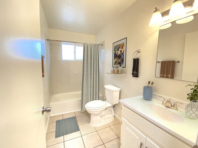 Photo - 3544 Auburn Blvd