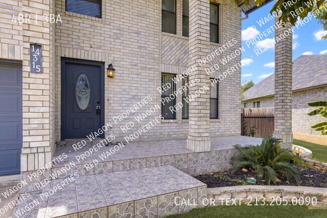 14315 Cougar Trail