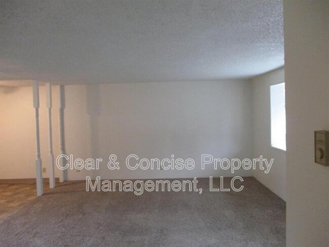 Photo - 4279 River Rd