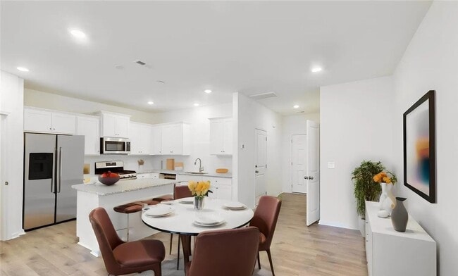 Photo - Beautiful 3BR/2.5BA Townhouse located in Kellerton Place