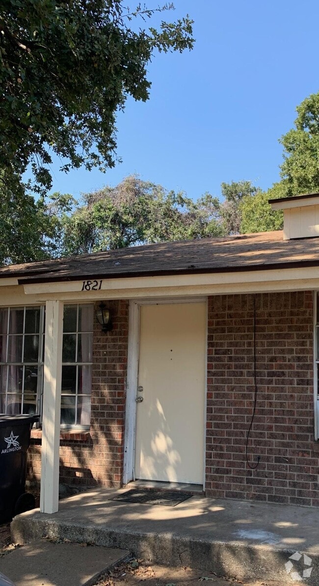 Building Photo - 1821 Georgia St Rental