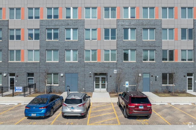 Park Boulevard 3B