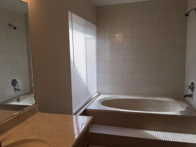 Photo - 643 Executive Center Dr Unit Q-105