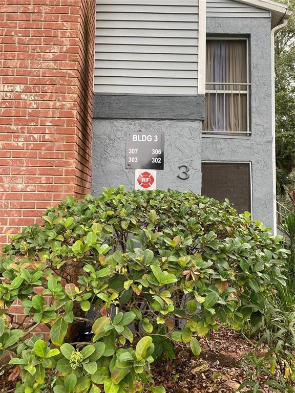 Photo - 303 Northlake Dr