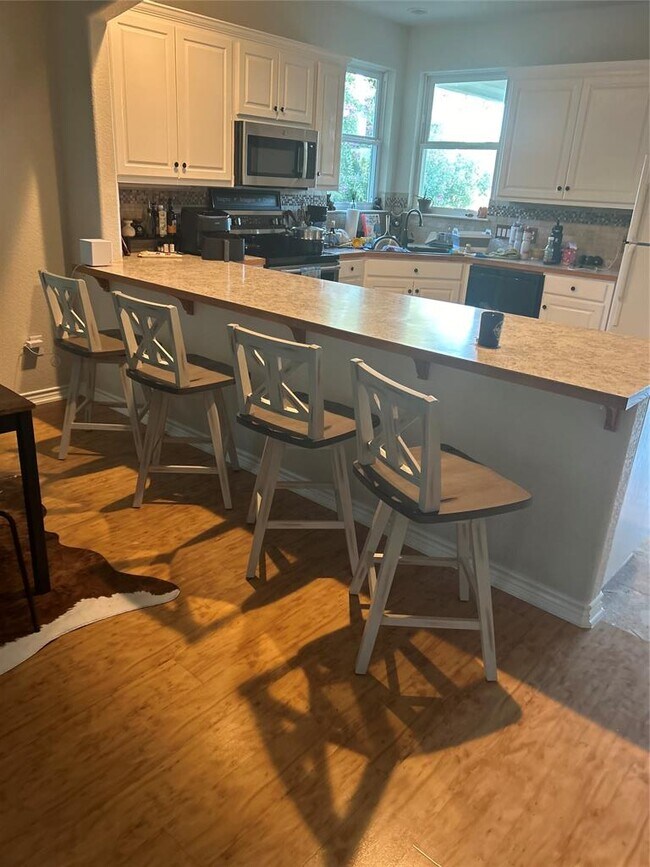 Photo - 105 Sabine Dr