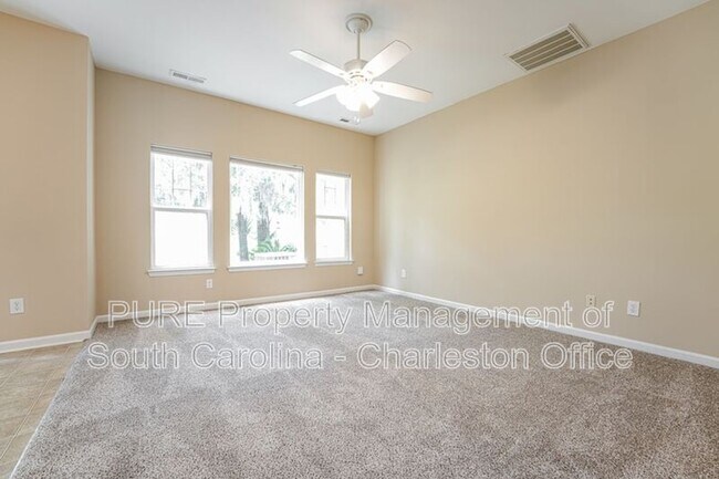 Photo - 148 Grand Oaks Dr