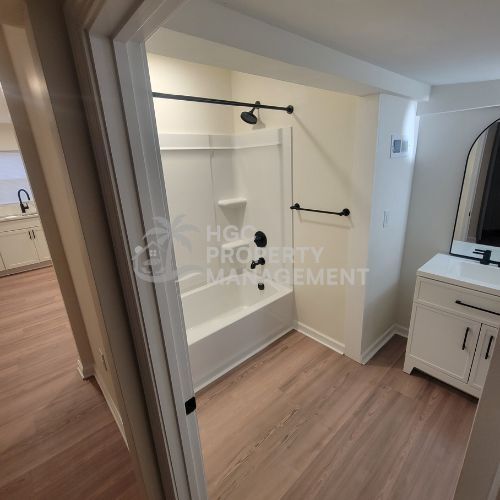 Photo - 1004 Ware St