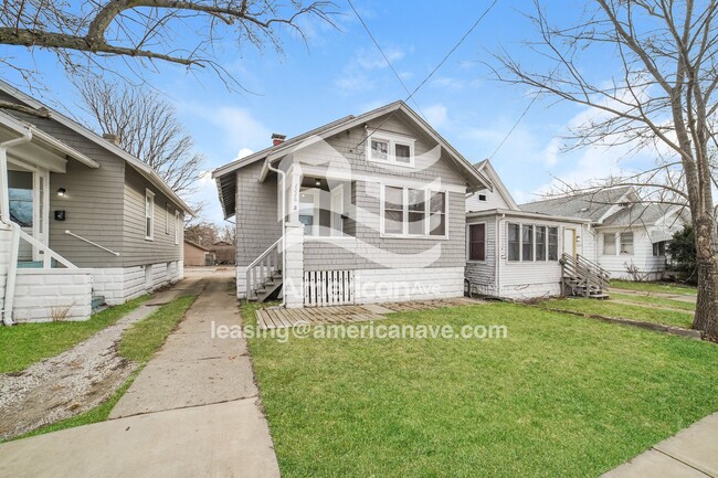 Photo - 2226 N Sheridan Rd