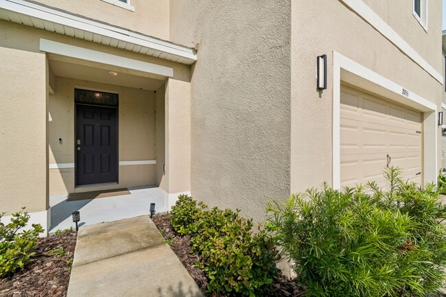 Photo - 17053 Oval Rum Dr