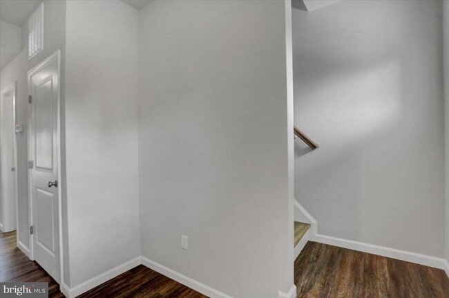 Photo - 1817 Holly Ln
