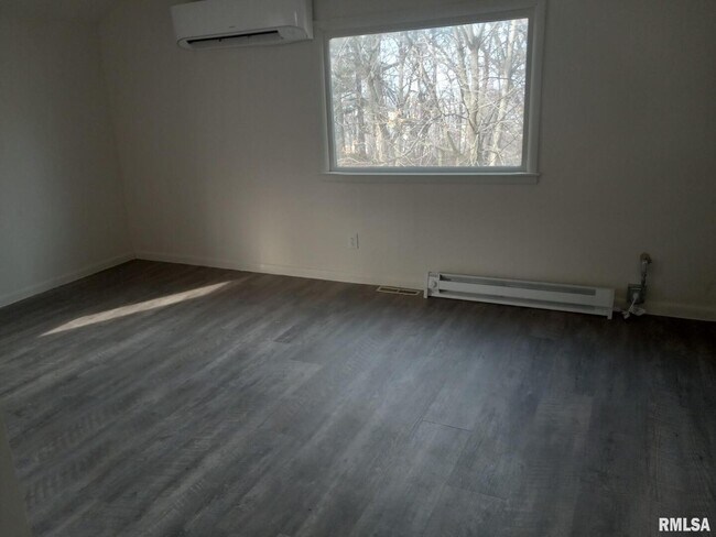 Photo - 735 20th Ave