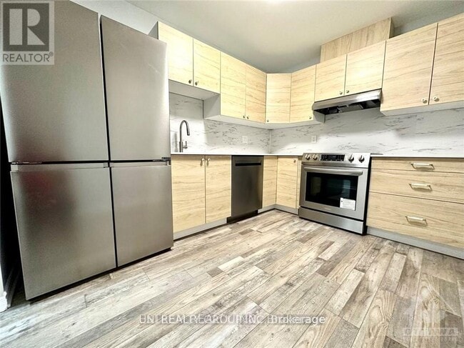 Photo - 1464 Baseline Rd