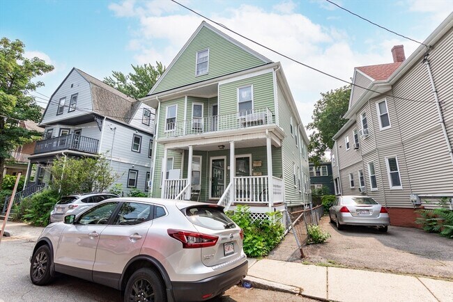 Photo - 24 Aberdeen Rd Unit 0