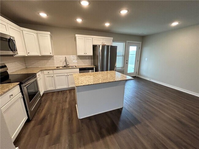 Photo - 419 N Mojave St