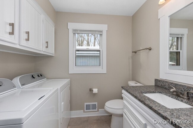 Photo - 7331 48th Ave