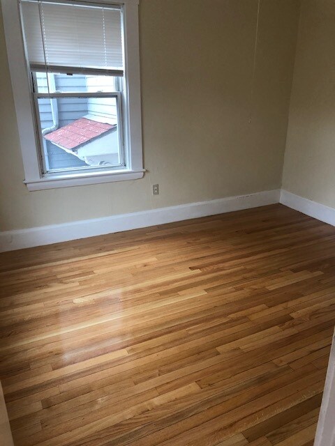 Photo - 19 Bay St Condo Unit 2R