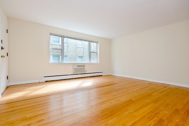 Photo - 1032 Washington