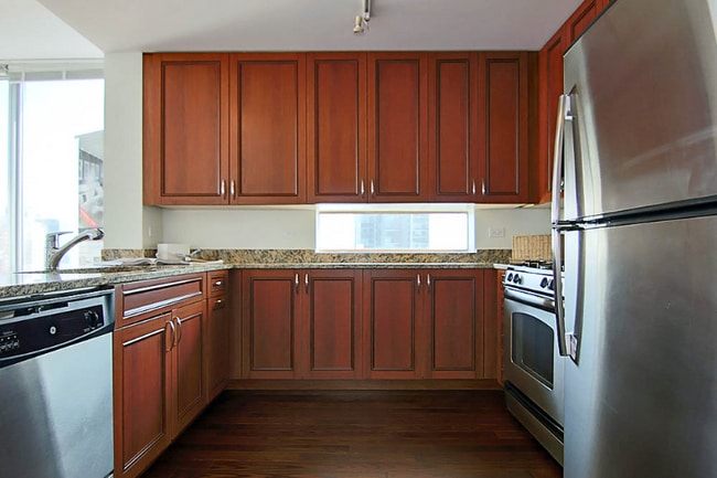 Photo - 110 W Polk St