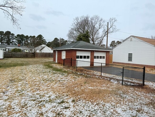 Photo - 8276 Franklin Ln