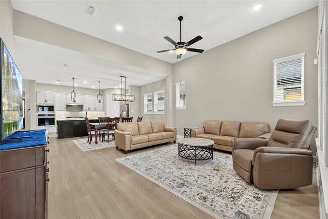 Building Photo - 468 Harvest Moon Dr