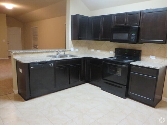 Building Photo - 505 Pinnacle Dr Rental