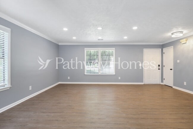Photo - 4254 Southvale Dr