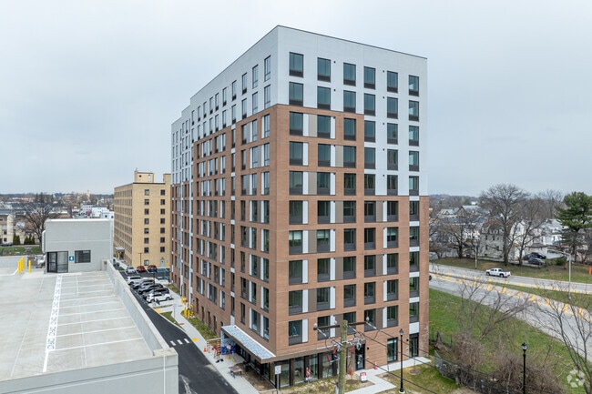 Photo - The Renaissance at Lincoln Park