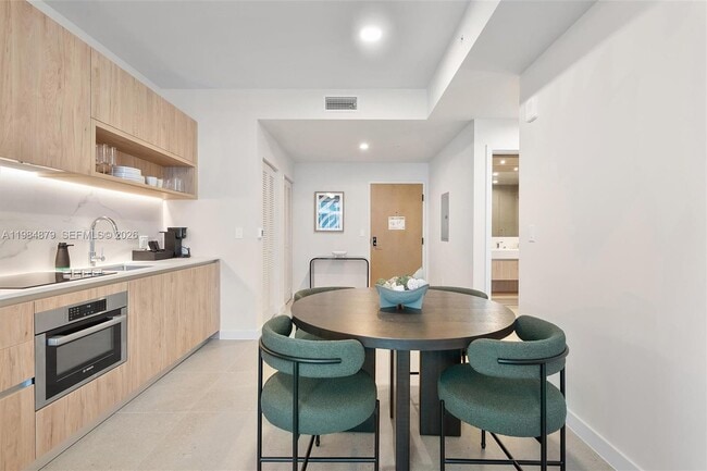 Photo - 11 NE 6th St Unit 1805