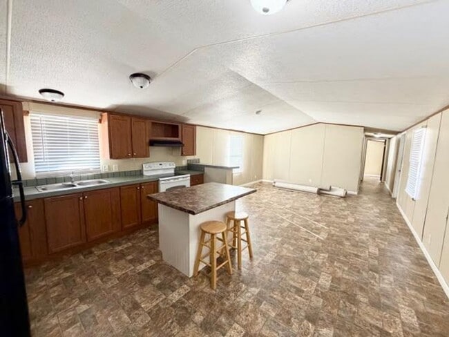 Photo - 136 Burkhart Ln