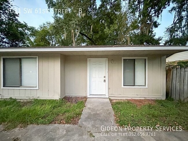 Building Photo - 1031 SW 61st St Rental
