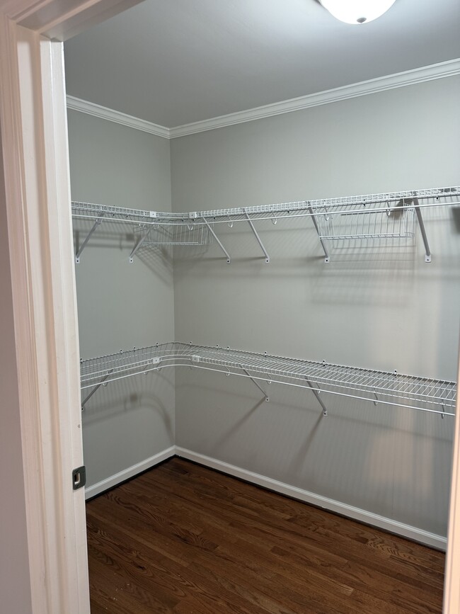 Building Photo - 2412 Leaphart Rd Rental