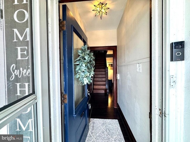 Building Photo - 425 Juniper St