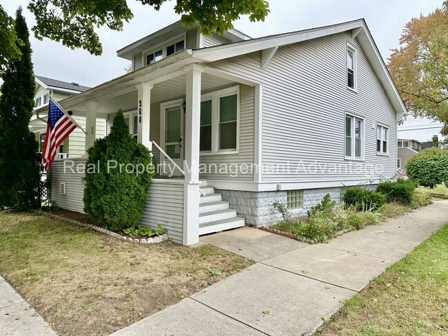 Photo - 500 E Troy St Unit #1