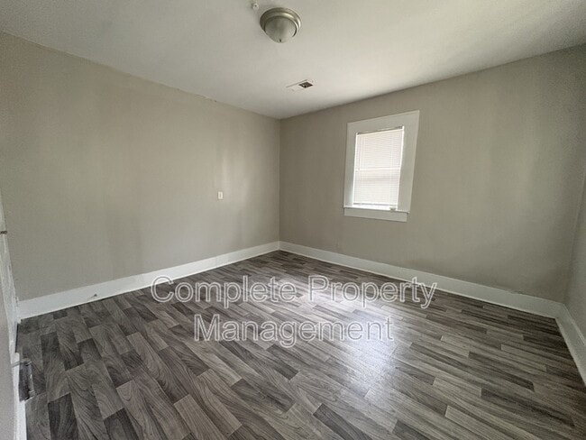 6112 Blocton Ave