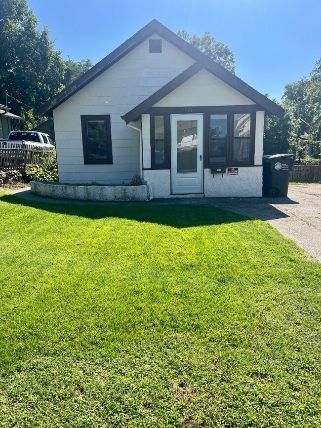 Photo - 6521 Decatur St