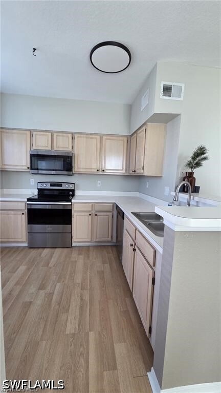 Photo - 23520 Walden Center Dr Unidad 308