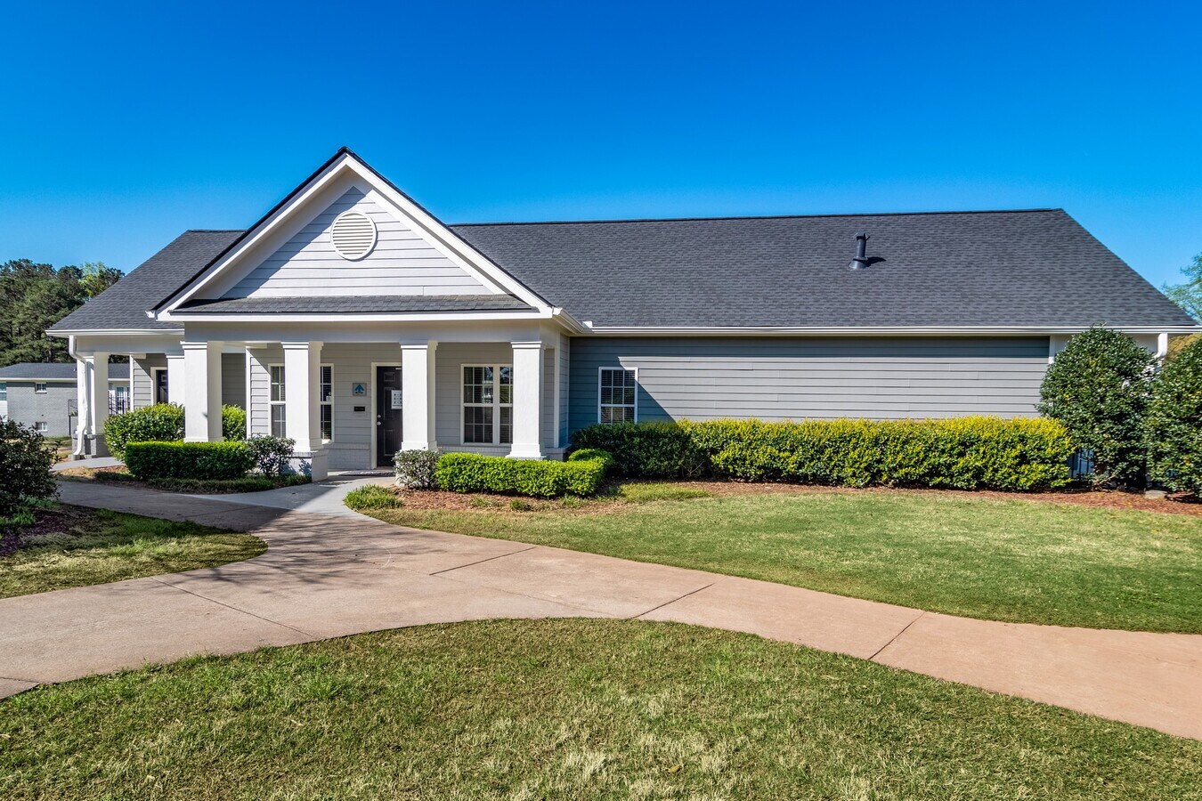 Vineyards Of Flat Shoals Apartments For Rent In Atlanta Ga Forrent Com