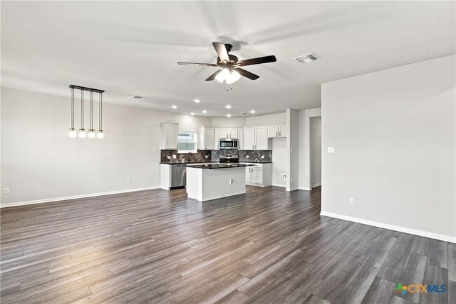Photo - 2827 Fox River Dr