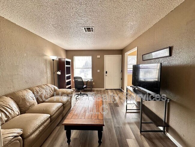 Photo - 109 SE 42nd St Unit C